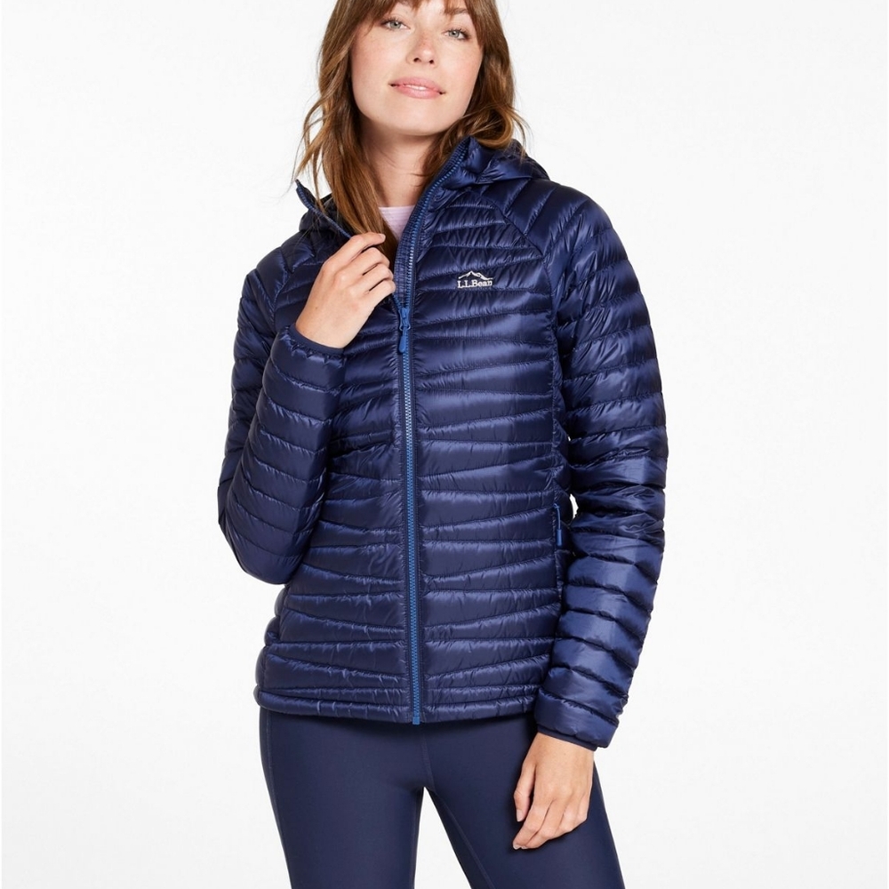 LL Bean Ultralight 850 Down Sweater Jacket Coat In Navy Night size Large Womens